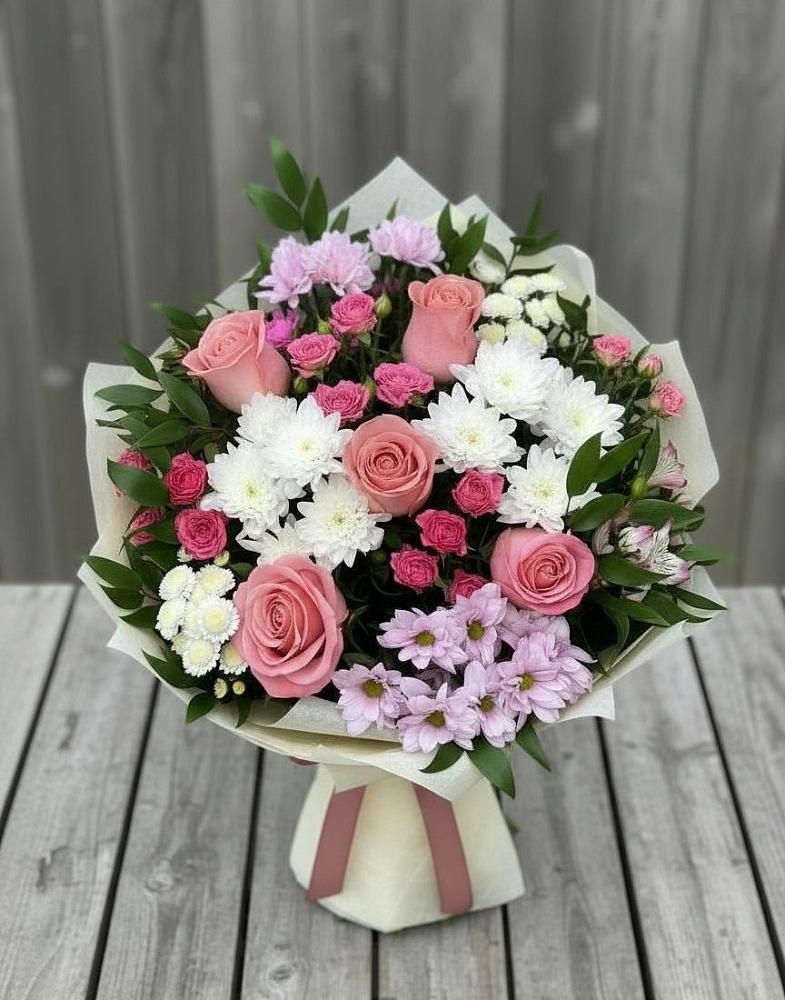 Букет цветов из: Альстромерии, Гвоздики, Розы и Хризантемы в Истре Истринский район