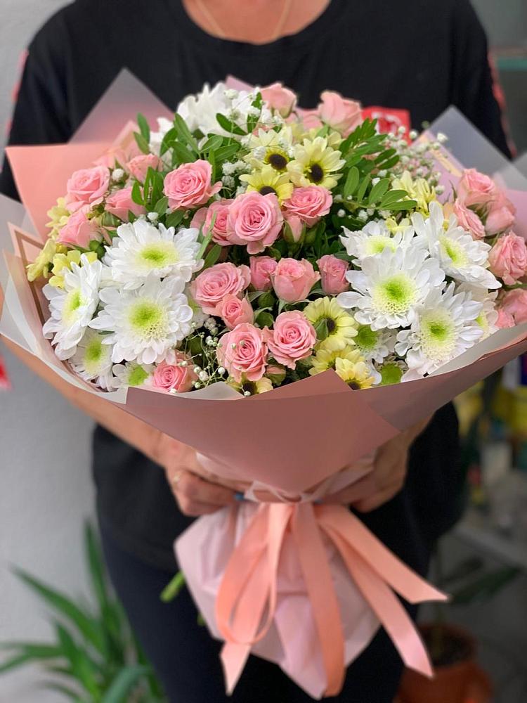 Букет цветов из: Розы и Хризантемы в Истре Истринский район