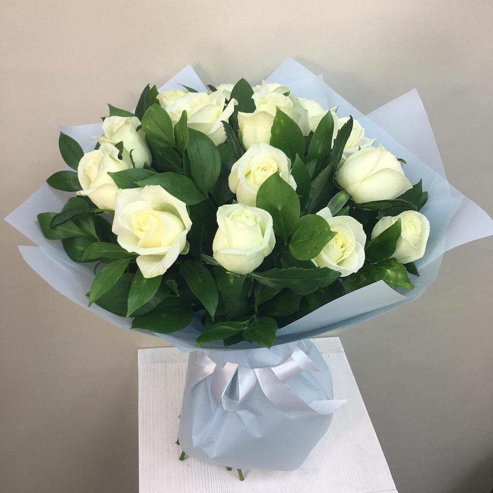 Букет 15 Белых роз Проуд в Истре Истринский район