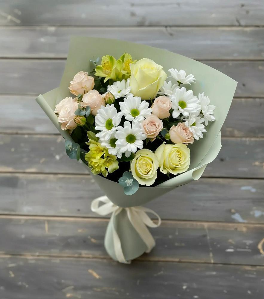 Букет цветов из: Альстромерии, Розы и Хризантемы в Истре Истринский район