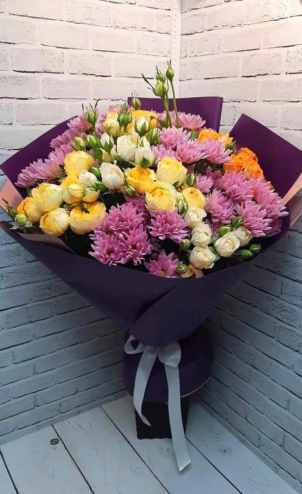 Букет цветов из: Хризантемы и Розы в Истре Истринский район