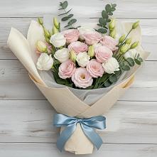 Букет цветов из:  Лизиантусы #REPLACE_PRED# Истре Истринский район