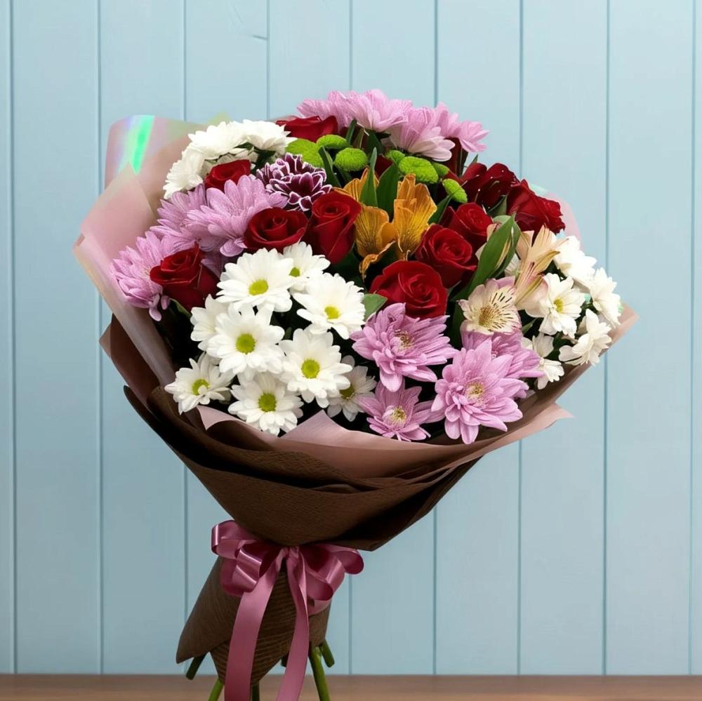 Букет цветов из: Розы, Хризантемы и Альстромерии в Истре Истринский район