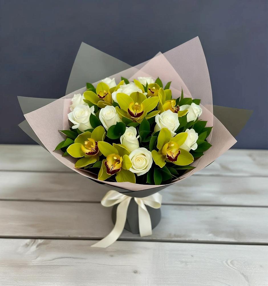 Букет цветов из: Орхидеи и Розы в Истре Истринский район