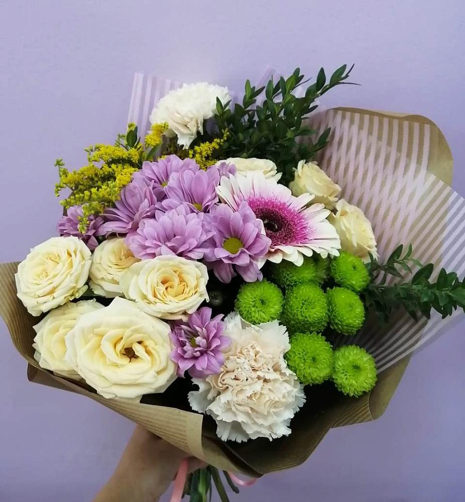 Букет цветов из: Хризантемы, Розы, Гвоздики и Герберы в Истре Истринский район