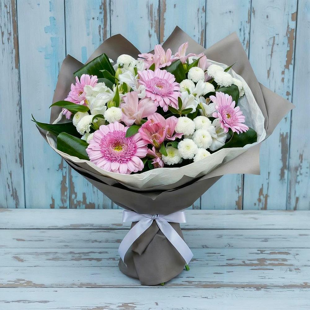 Букет цветов из: Герберы, Альстромерии и Хризантемы в Истре Истринский район