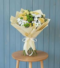 Букет цветов из:  Хризантемы и Розы в Истре Истринский район