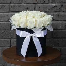 Цветочная композиция из Розы в шляпной коробке в Истре Истринский район